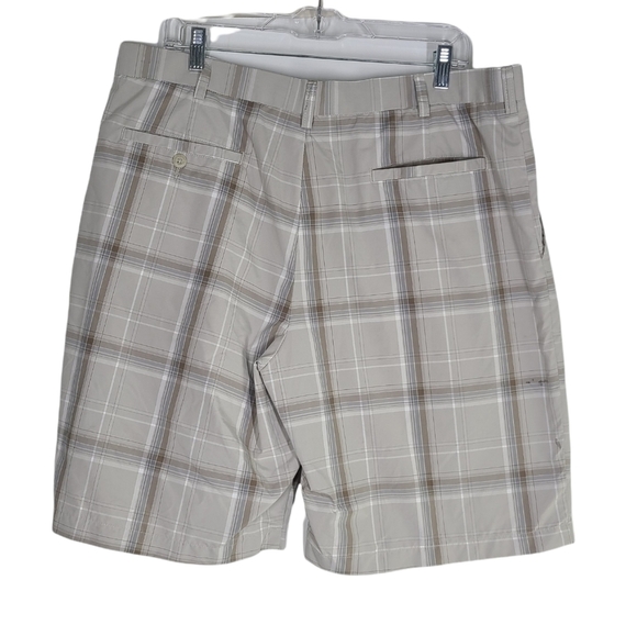 Ben Hogan Performance Men's Gray‎ & White Plaid Golf Shorts SZ 38 - Picture 2 of 4
